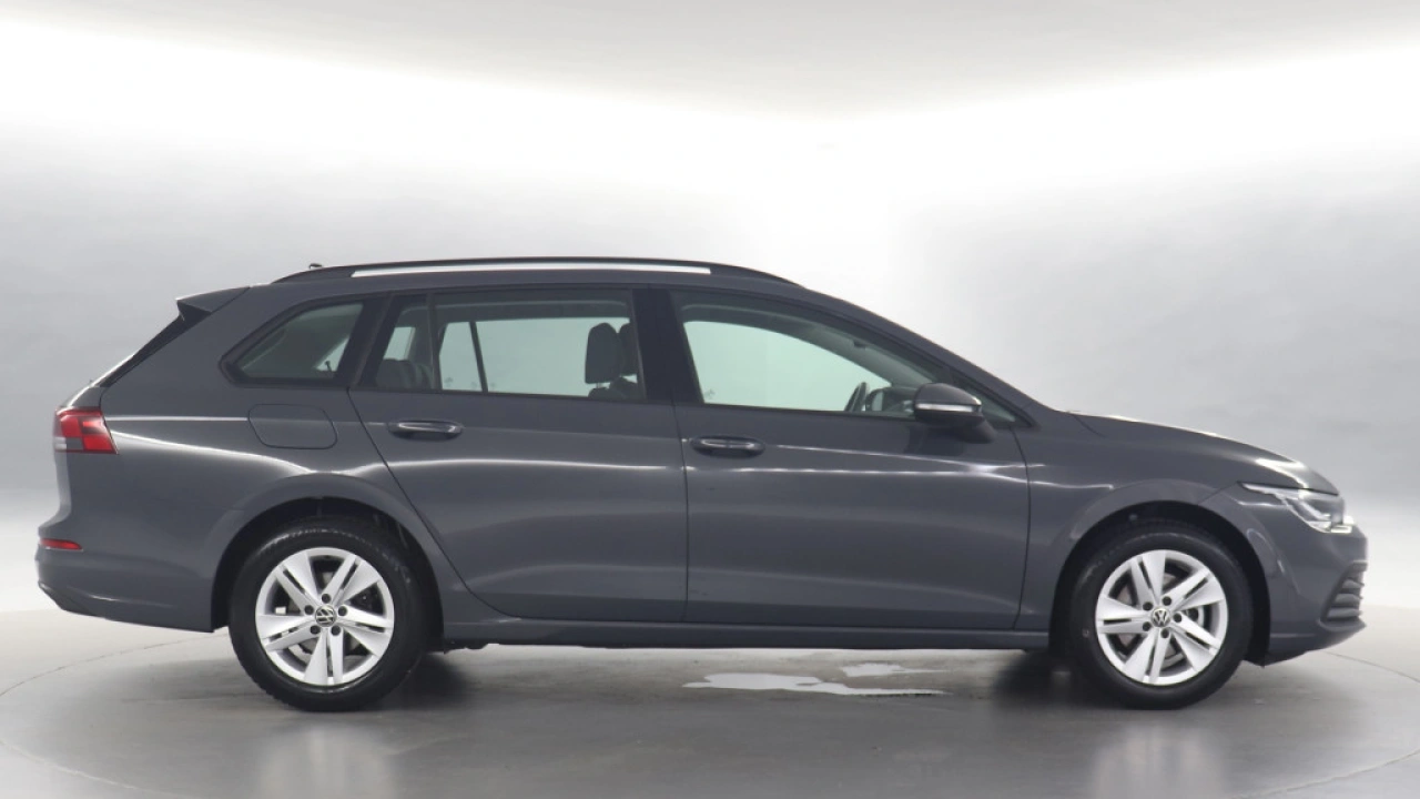 Volkswagen GOLF Variant 1.5 eTSI Automaat | Life Executive |