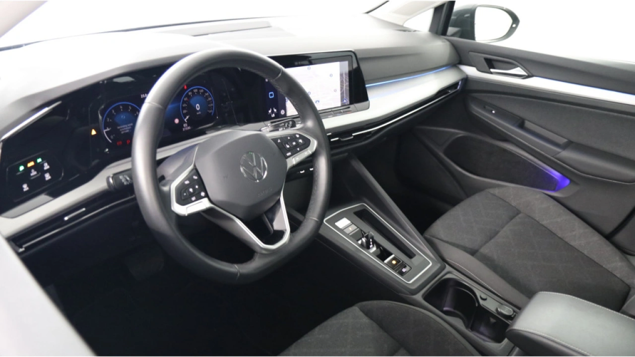 Volkswagen GOLF Variant 1.5 eTSI Automaat | Life Executive |
