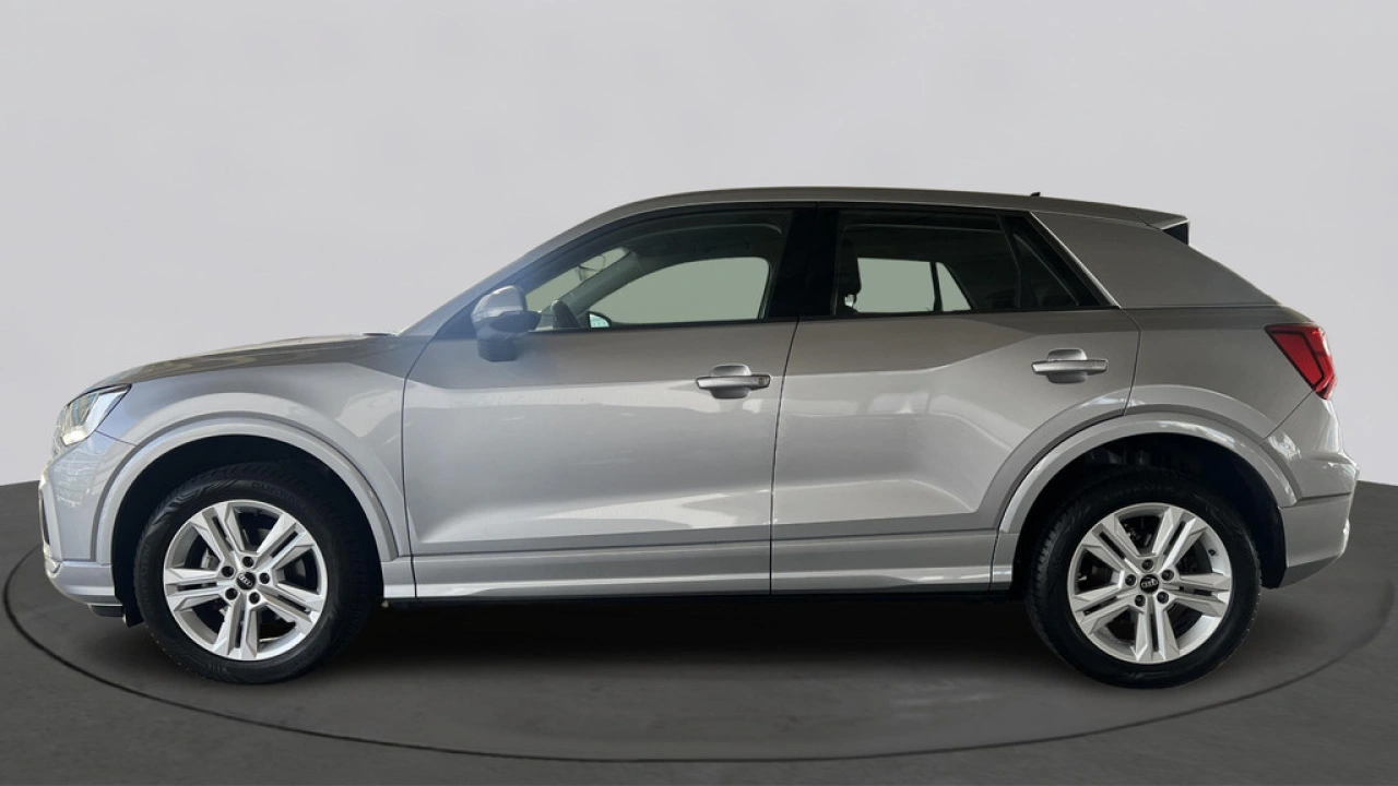 Audi Q2 35 TFSI 150 PK Advanced Edition / Stoelverwarming / Parkeerhulp V+A / Parkeercamera