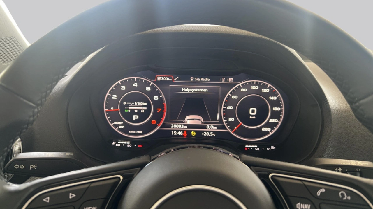 Audi Q2 35 TFSI 150 PK Advanced Edition / Stoelverwarming / Parkeerhulp V+A / Parkeercamera