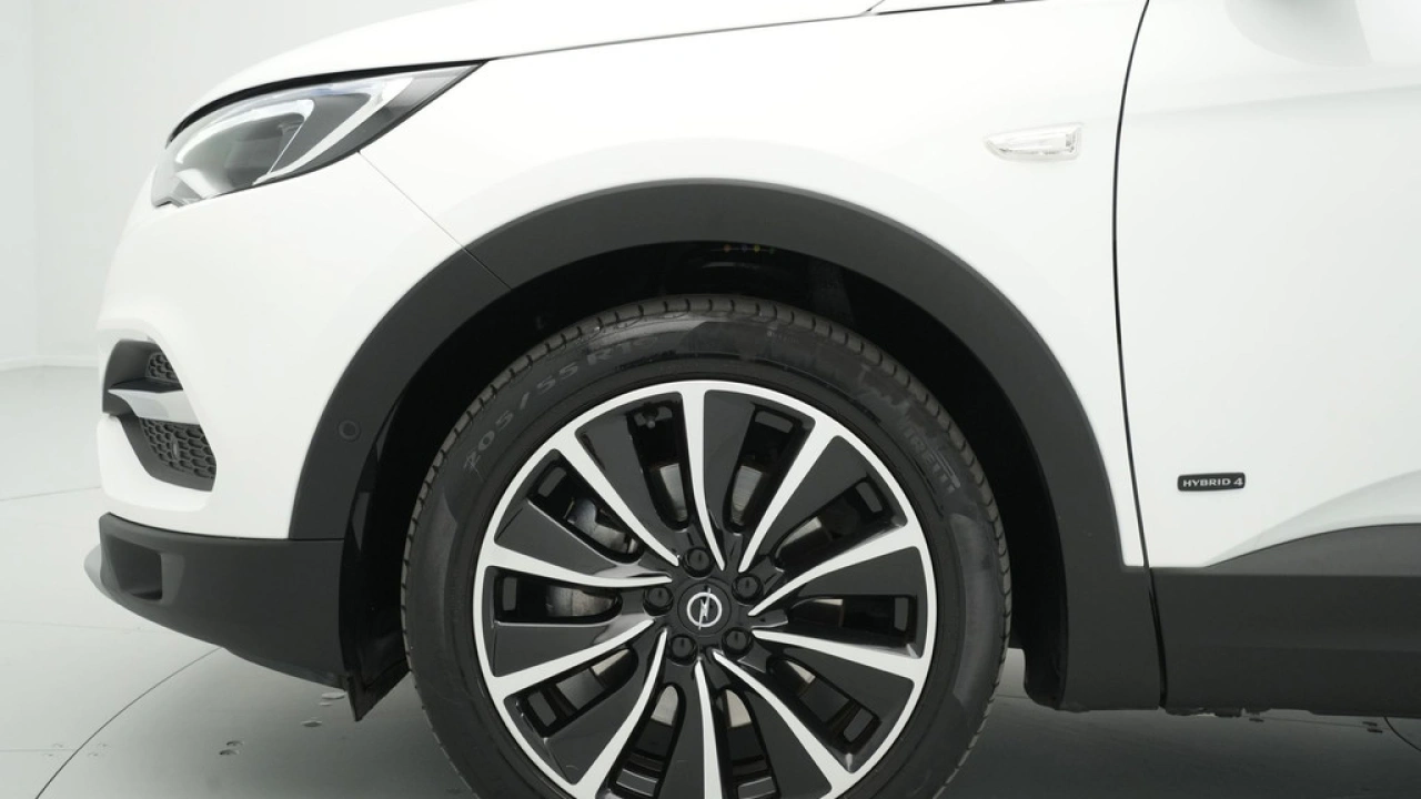 Opel Grandland X 1.6 Turbo Hybrid4 300pk Innovation