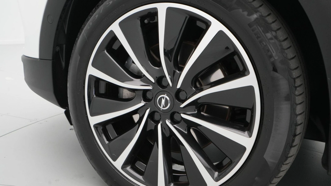 Opel Grandland X 1.6 Turbo Hybrid4 300pk Innovation