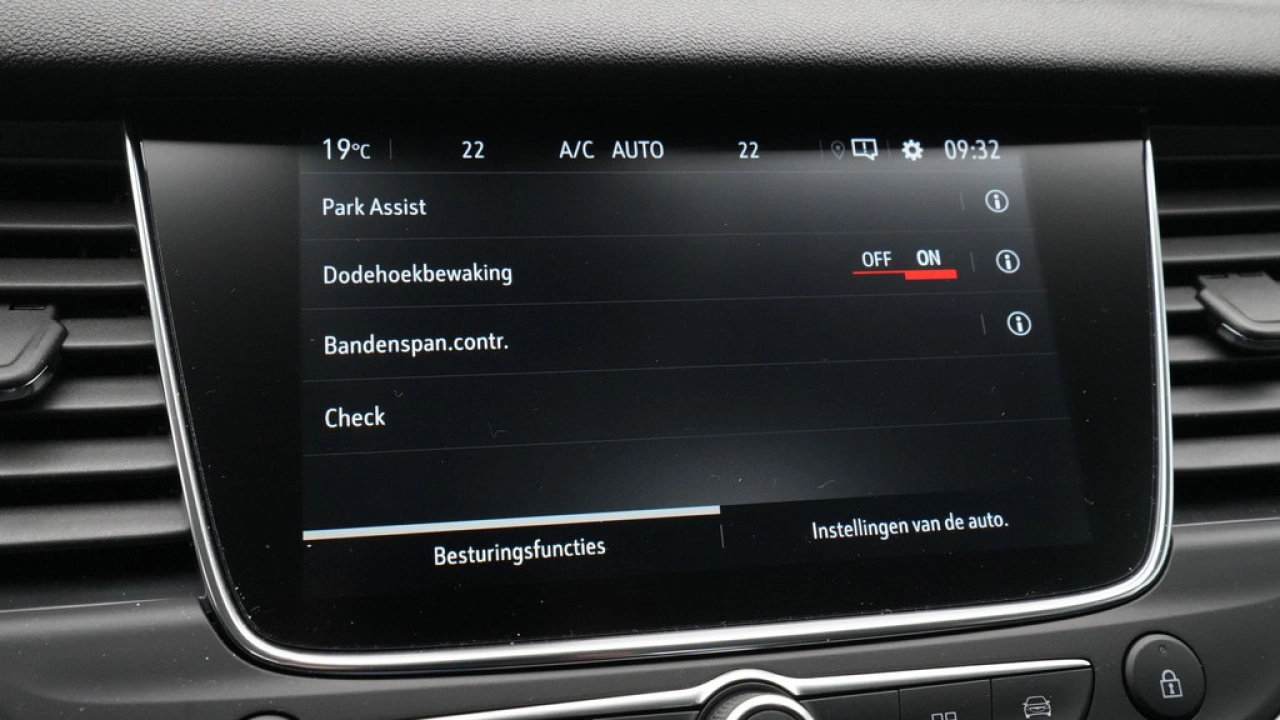 Opel Grandland X 1.6 Turbo Hybrid4 300pk Innovation