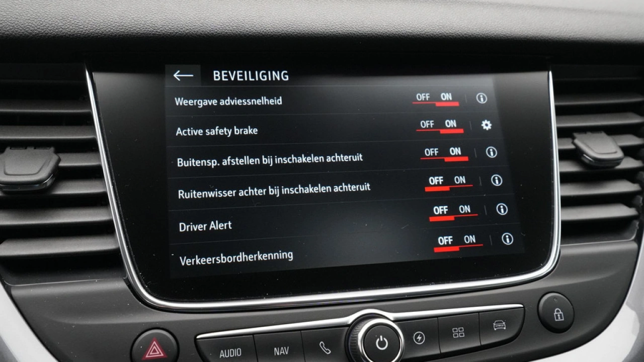 Opel Grandland X 1.6 Turbo Hybrid4 300pk Innovation