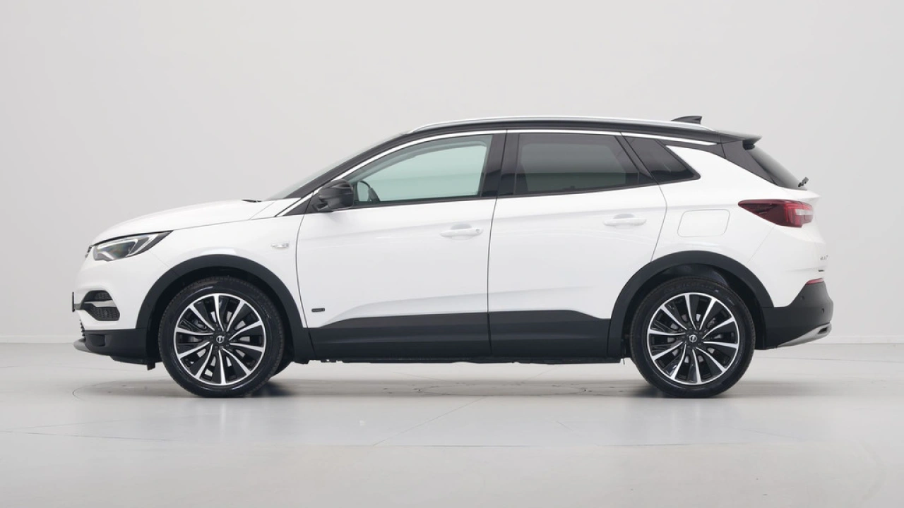 Opel Grandland X 1.6 Turbo Hybrid4 300pk Innovation
