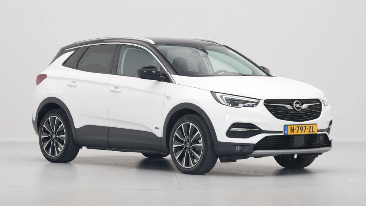 Opel Grandland X 1.6 Turbo Hybrid4 300pk Innovation