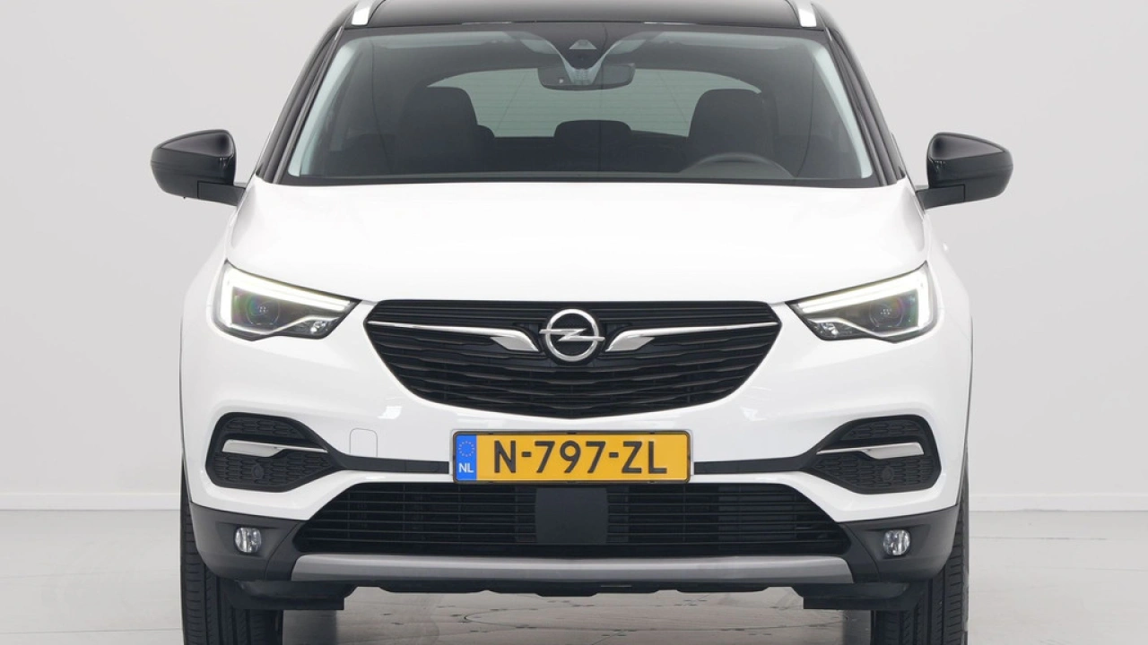 Opel Grandland X 1.6 Turbo Hybrid4 300pk Innovation