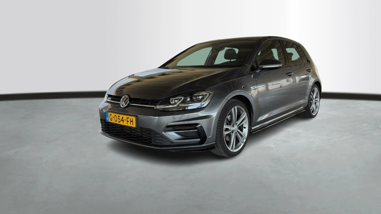 Volkswagen Golf 1.5 TSI 150pk Highline Business R-Line DSG