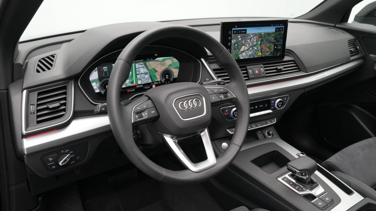 Audi Q5 50 TFSI e 220kW/299 pk S-tronic Advanced edition
