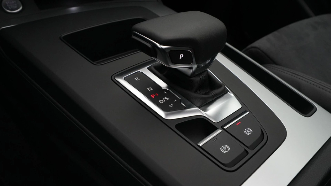 Audi Q5 50 TFSI e 220kW/299 pk S-tronic Advanced edition