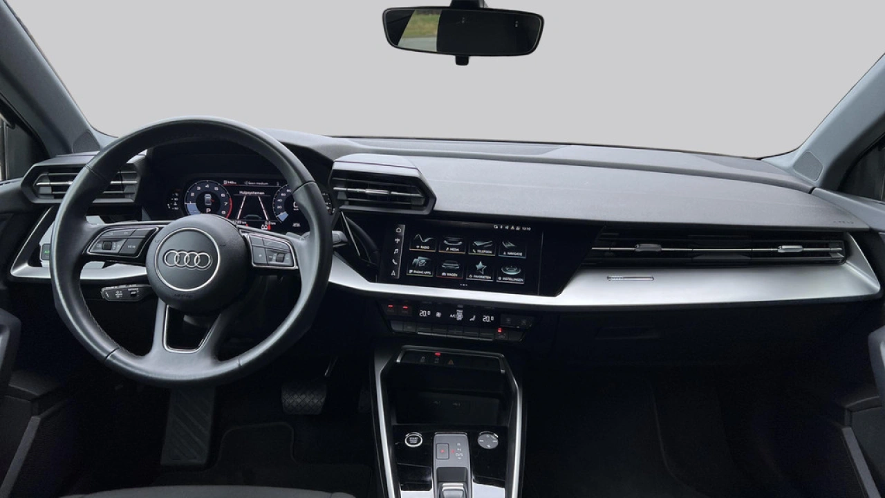 Audi A3 Limousine 30 TFSI 110Pk Pro Line / Parkeerhulp achter