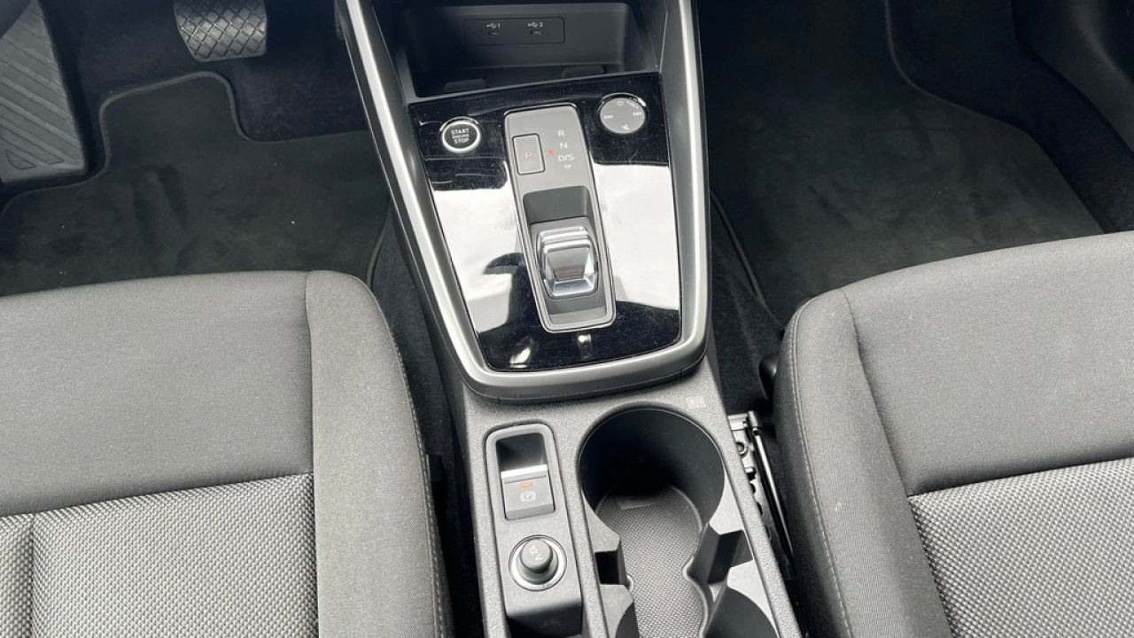 Audi A3 Limousine 30 TFSI 110Pk Pro Line / Parkeerhulp achter