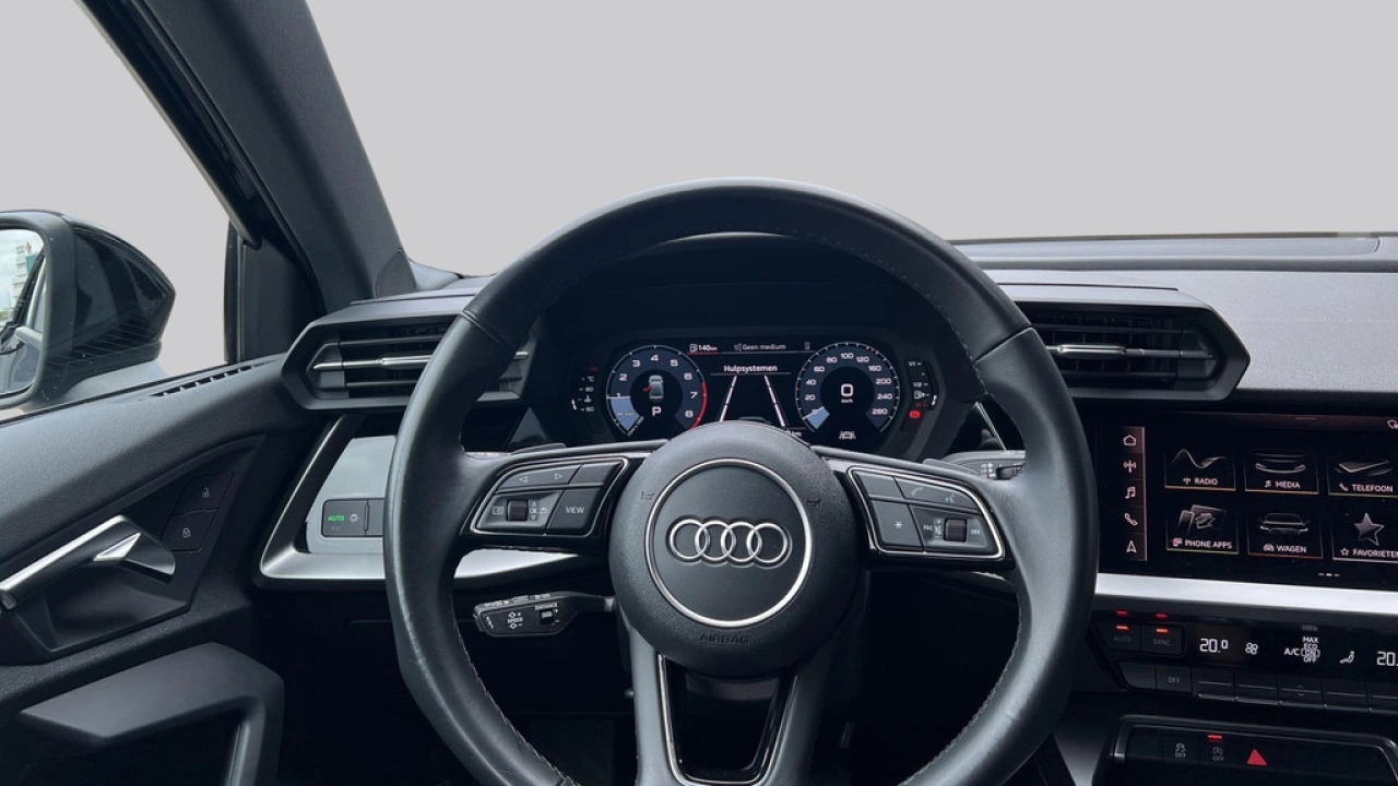 Audi A3 Limousine 30 TFSI 110Pk Pro Line / Parkeerhulp achter