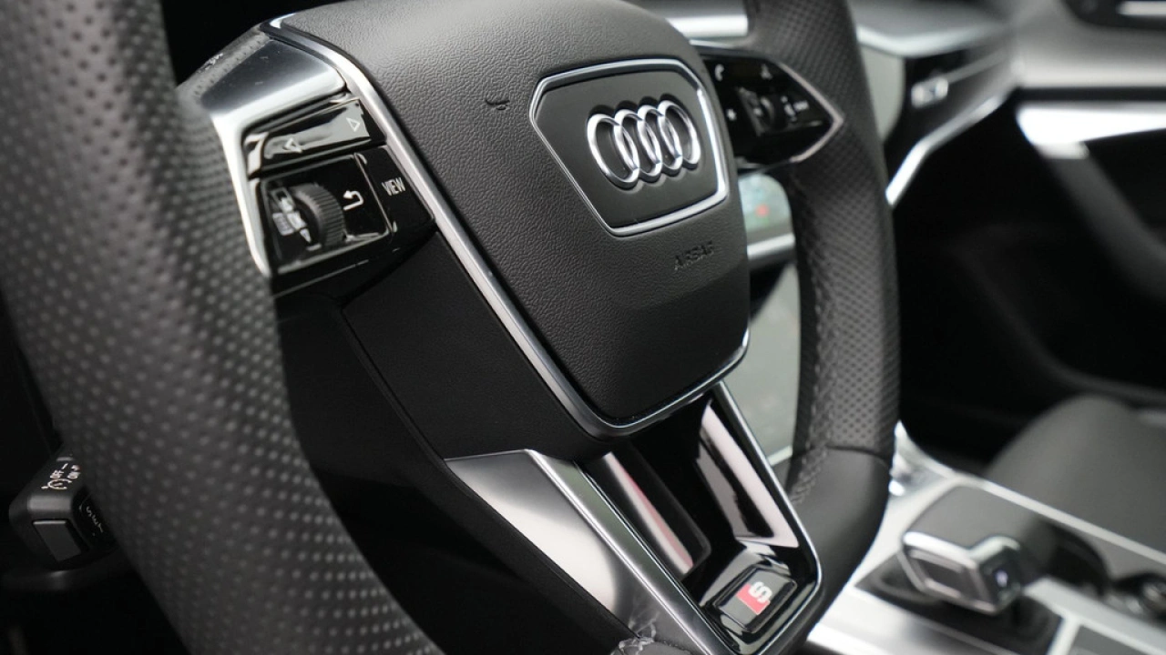 Audi A6 Avant 40 TFSI S 204 pk S edition Competition
