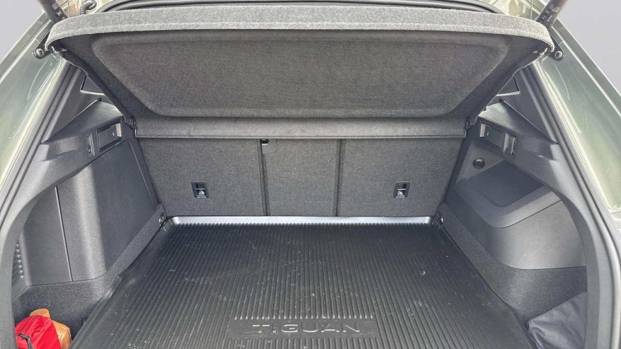 Volkswagen Tiguan R-Line-Edition 1.5 eHybrid 150 kW / 204 pk SUV 6 versn. DSG Demonstratiemodel