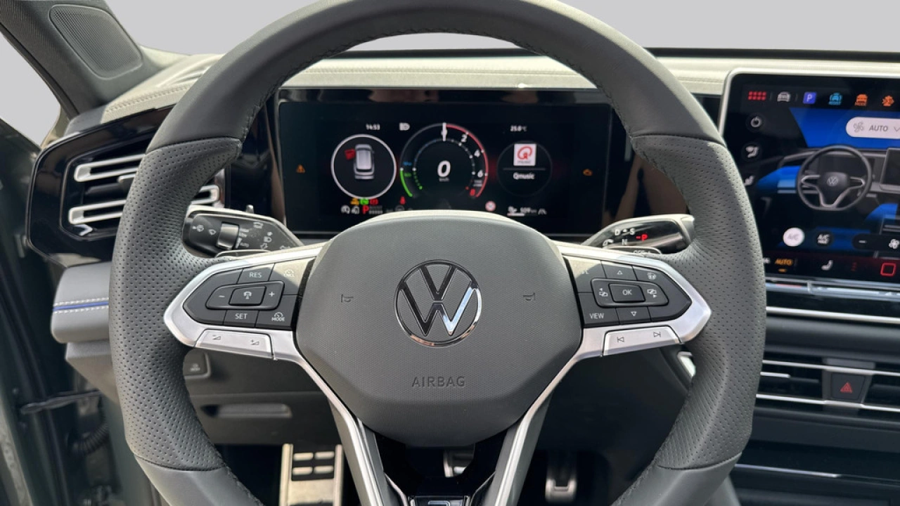 Volkswagen Tiguan R-Line-Edition 1.5 eHybrid 150 kW / 204 pk SUV 6 versn. DSG Demonstratiemodel