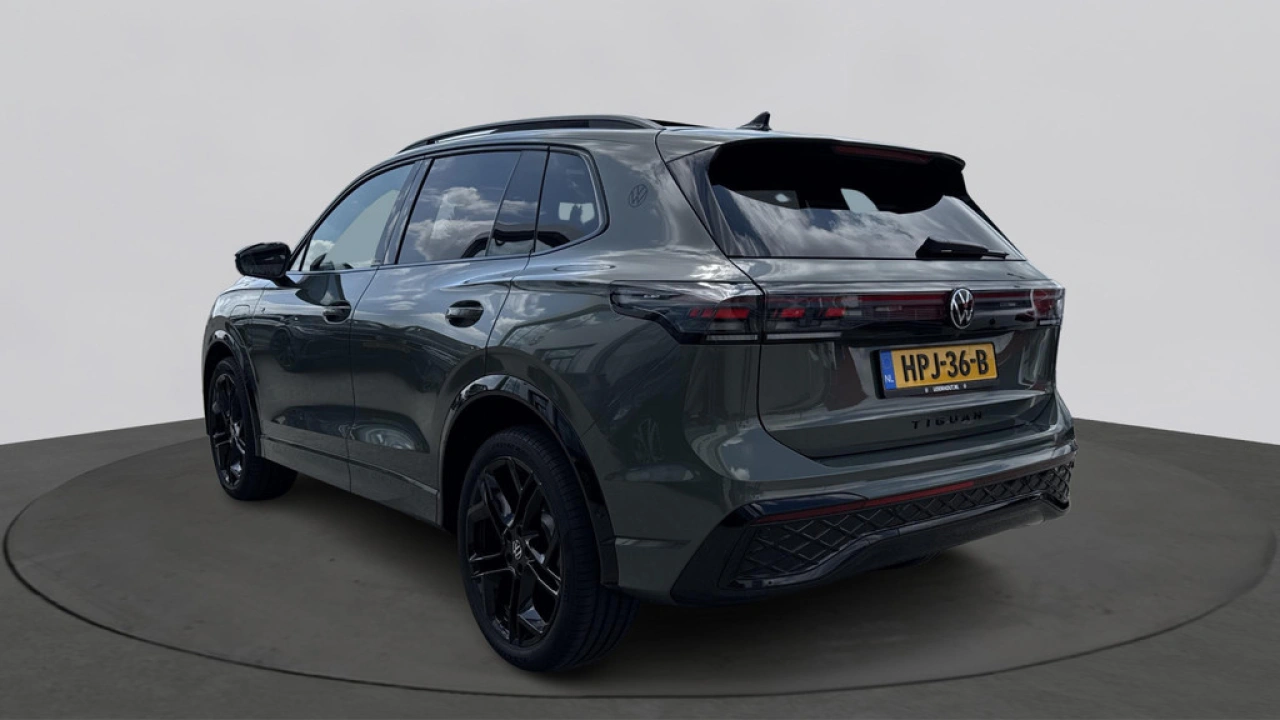 Volkswagen Tiguan R-Line-Edition 1.5 eHybrid 150 kW / 204 pk SUV 6 versn. DSG Demonstratiemodel