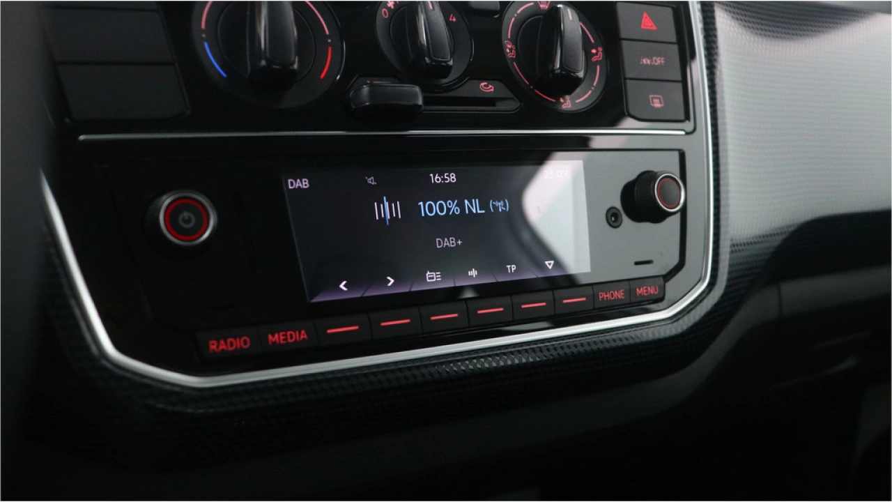 Volkswagen up! 1.0 65pk Airco Bluetooth Lane Assist