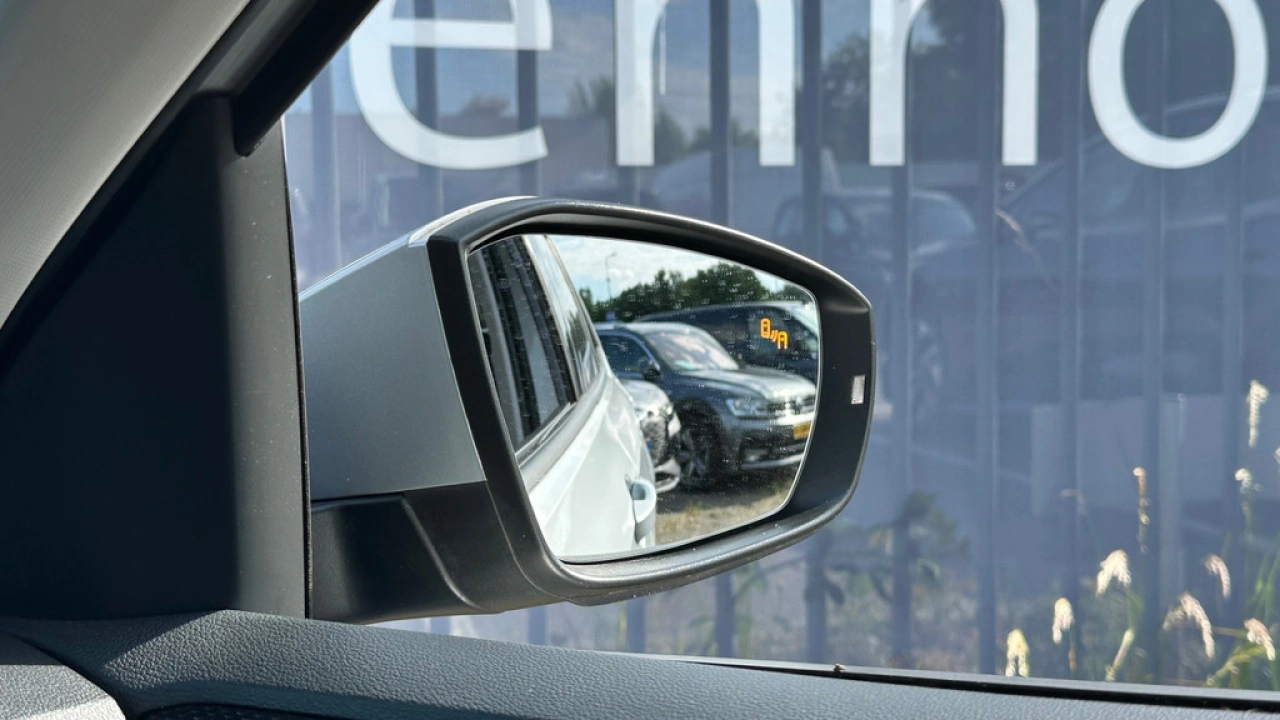Volkswagen T-Cross 1.0 TSI 95pk Life Navigatie Airco Pdc