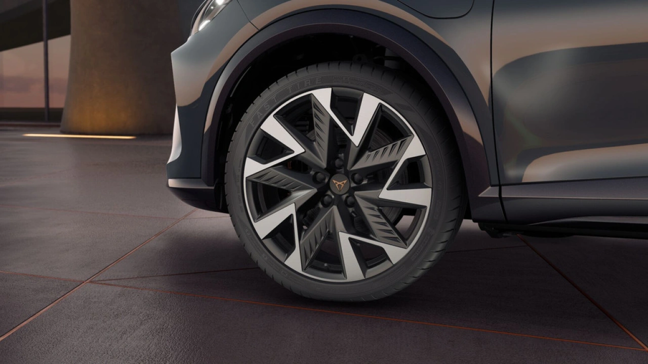 CUPRA Formentor 1.5 TSI e-Hybrid 272 6DSG VZ Performance