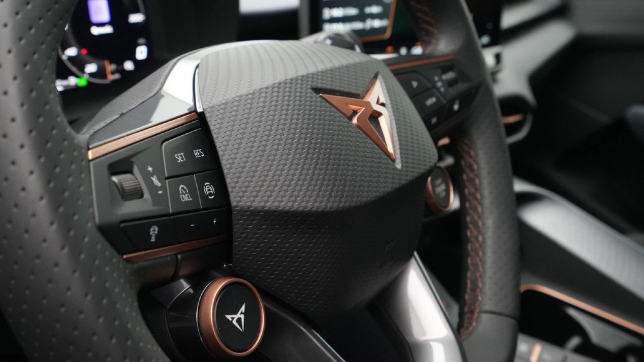 CUPRA Terramar 1.5 TSI e-Hybrid 204pk