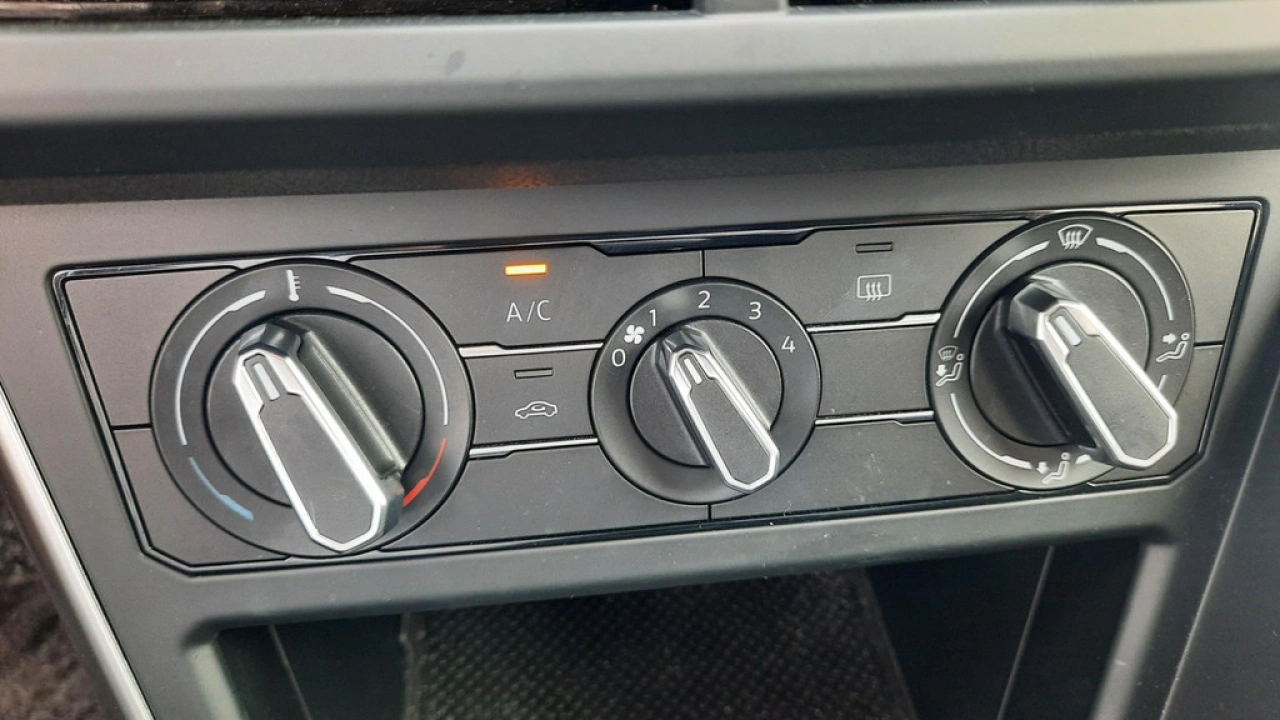 Volkswagen Polo 1.0 TSI Life | App Connect | Privacy Glass | Binnenkort beschikbaar