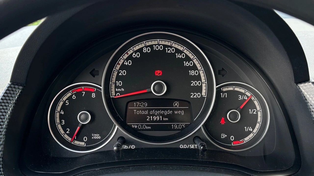 Volkswagen up! 1.0 65pk Airco Bluetooth Lane Assist