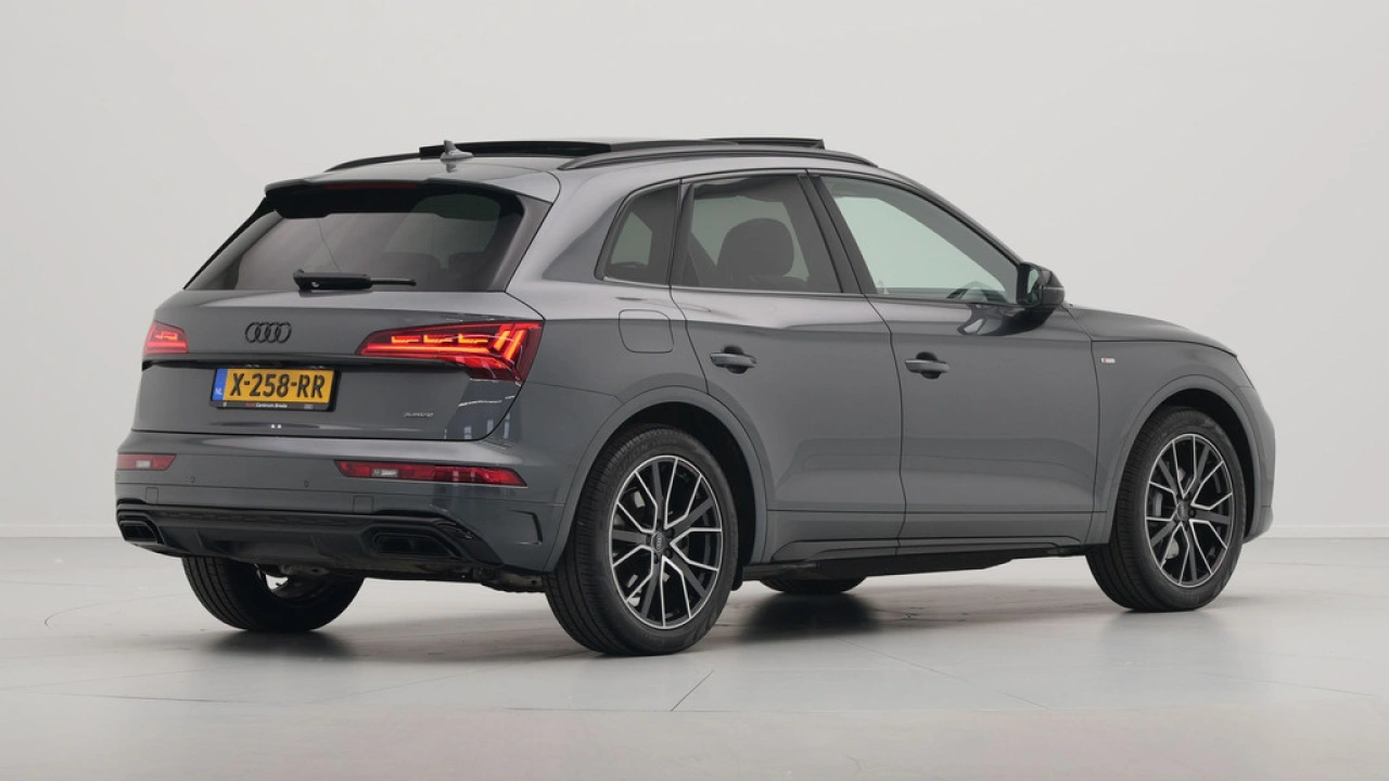 Audi Q5 50 TFSI e 299 pk S edition