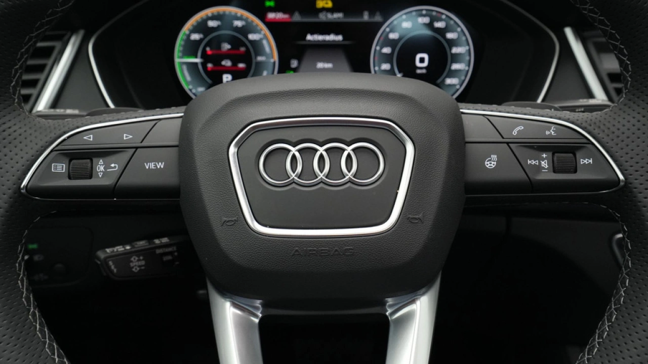 Audi Q5 Sportback 55 TFSI e 367pk S edition Competition