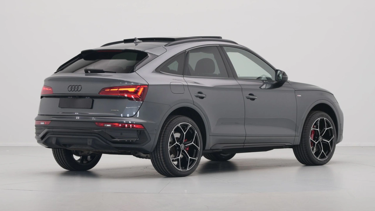 Audi Q5 Sportback 55 TFSI e 367pk S edition Competition