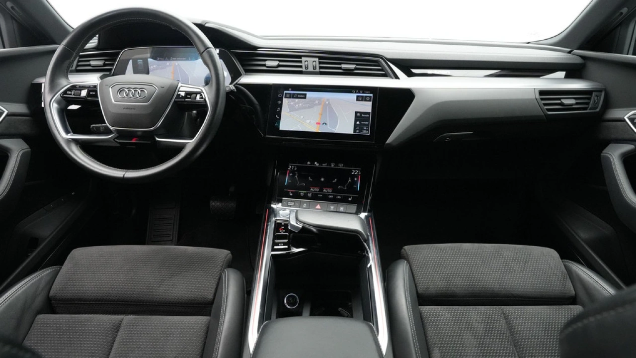 Audi e-tron e-tron 55 quattro 361pk advanced S-Line 95 kWh