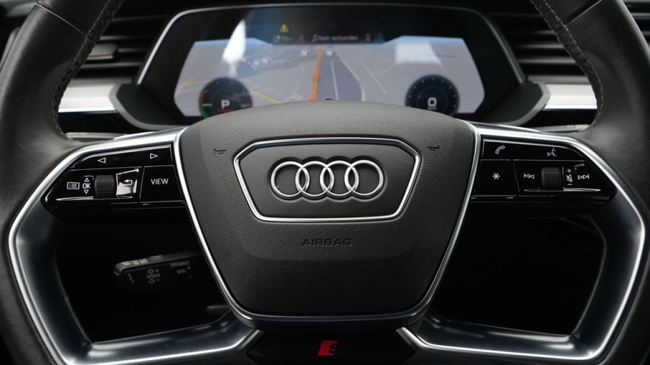 Audi e-tron e-tron 55 quattro 361pk advanced S-Line 95 kWh