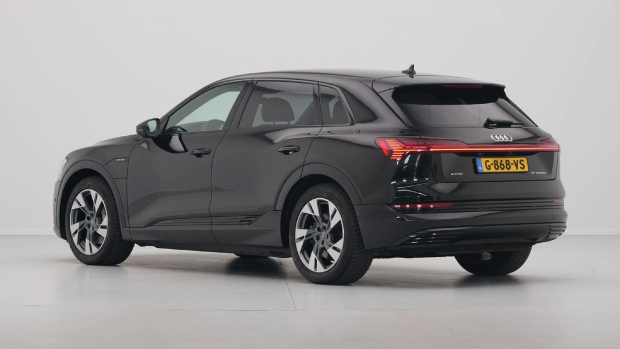 Audi e-tron e-tron 55 quattro 361pk advanced S-Line 95 kWh