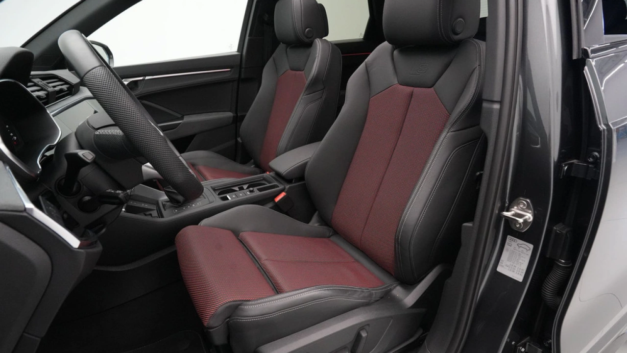 Audi Q3 45 TFSI e 245pk S edition S Line