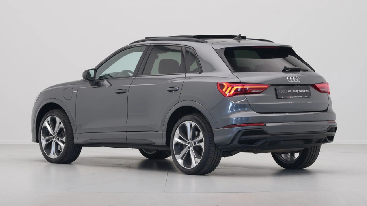 Audi Q3 45 TFSI e 245pk S edition S Line