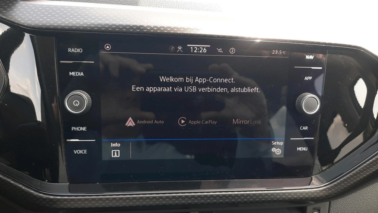 Volkswagen T-Cross 1.0 TSI Life | Multimedia | 17