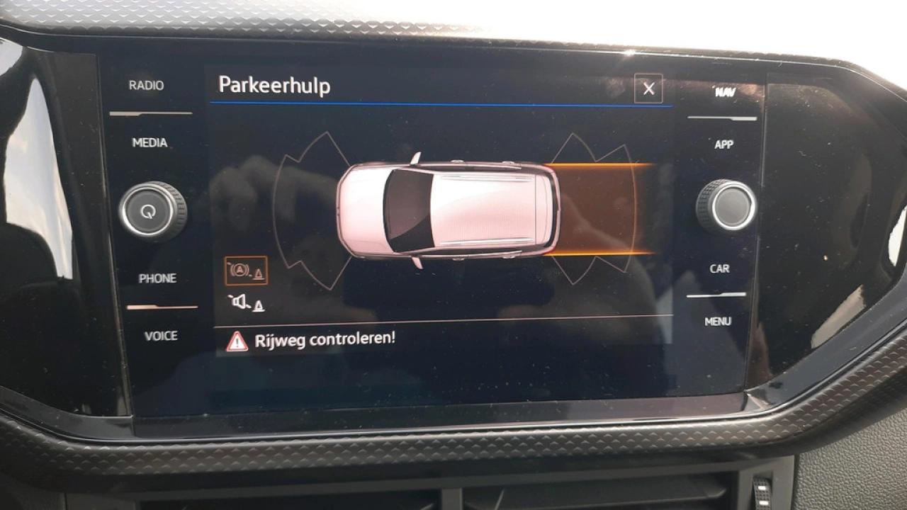 Volkswagen T-Cross 1.0 TSI Life | Multimedia | 17