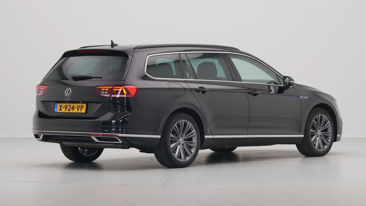 Volkswagen Passat Variant 1.4 TSI 218pk PHEV GTE Business