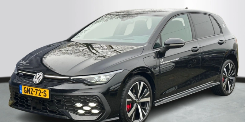 Volkswagen Golf GTE 1.5 eHybrid 272pk DSG Black Style| Matrix | Head Up | 18
