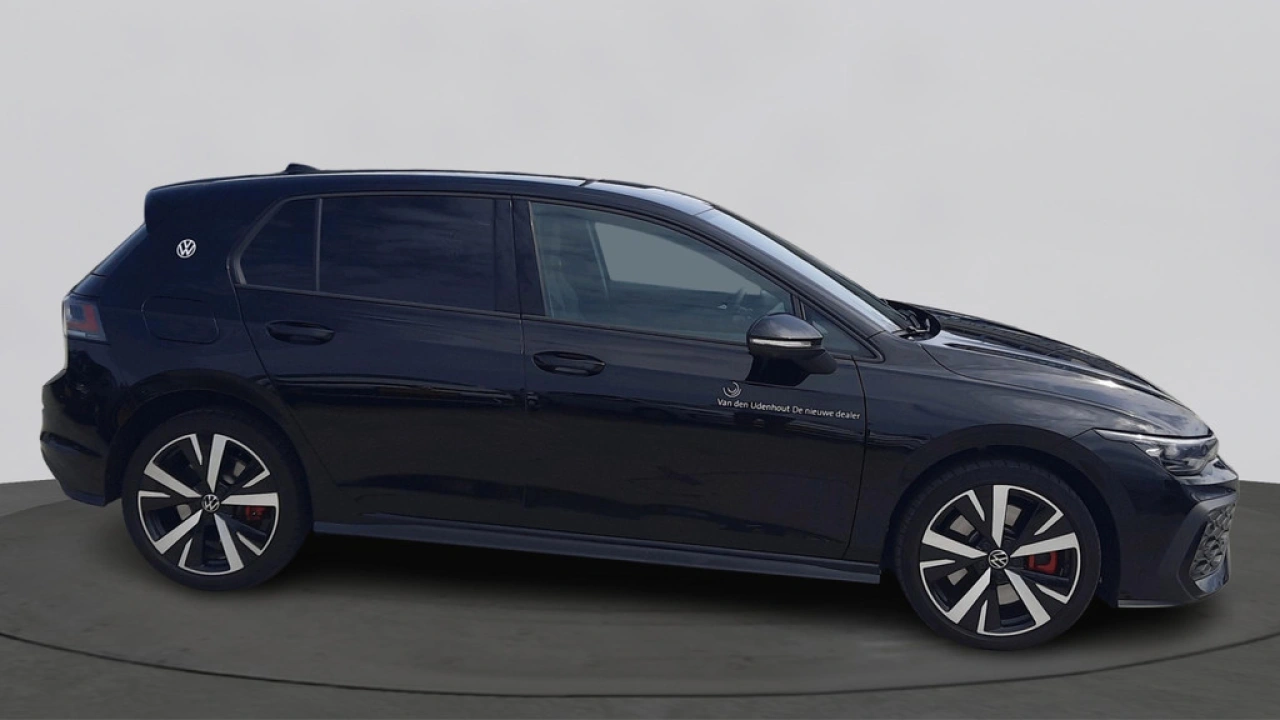 Volkswagen Golf GTE 1.5 eHybrid 272pk DSG Black Style| Matrix | Head Up | 18