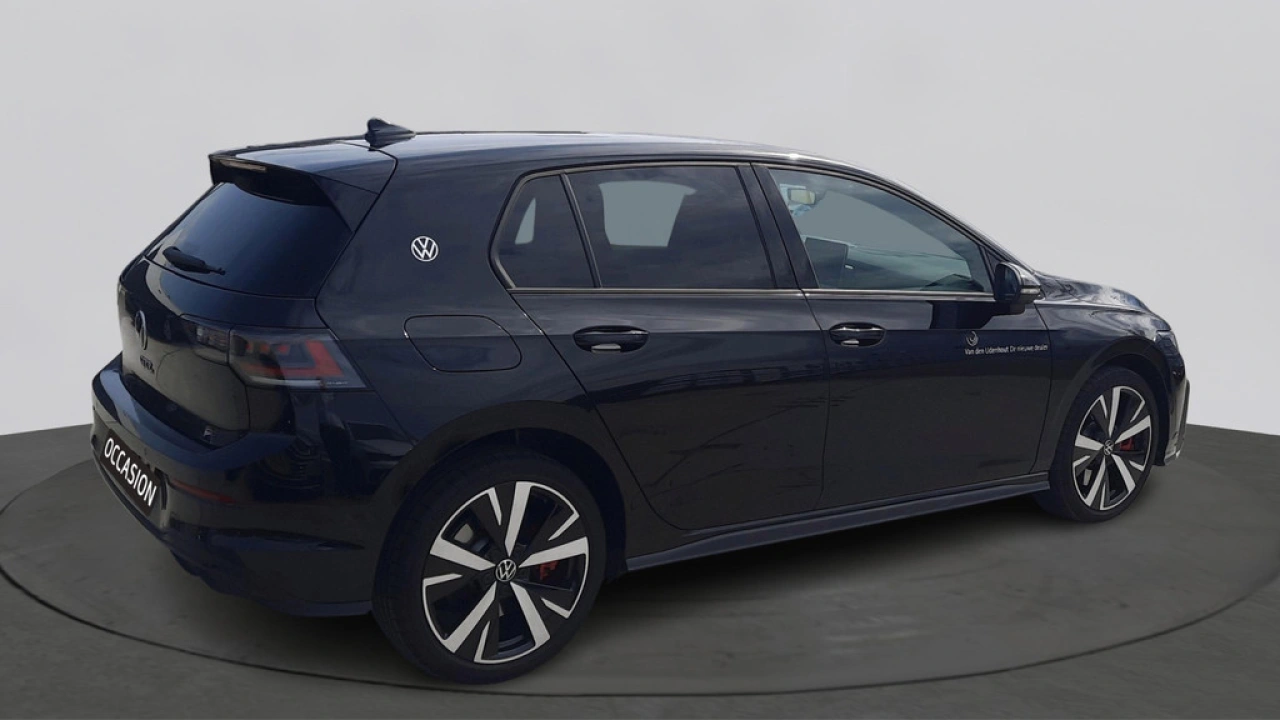 Volkswagen Golf GTE 1.5 eHybrid 272pk DSG Black Style| Matrix | Head Up | 18