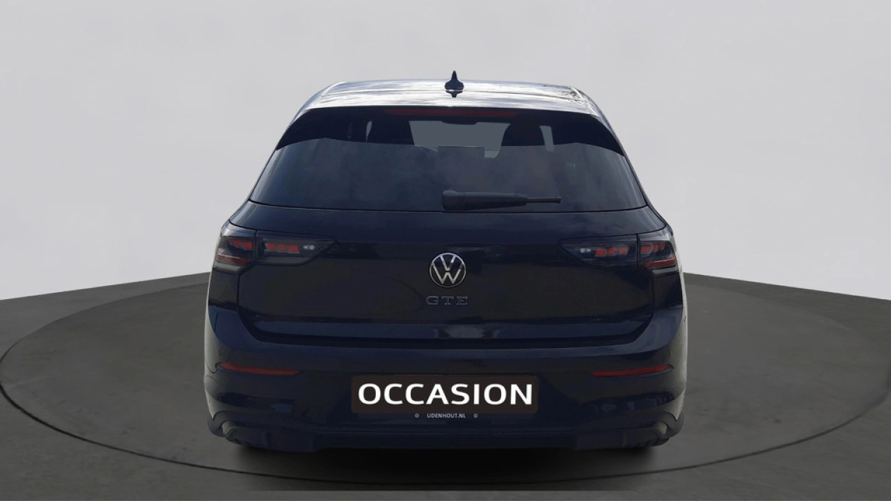 Volkswagen Golf GTE 1.5 eHybrid 272pk DSG Black Style| Matrix | Head Up | 18