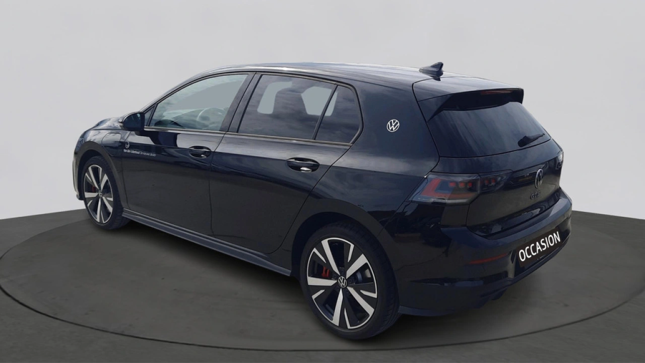 Volkswagen Golf GTE 1.5 eHybrid 272pk DSG Black Style| Matrix | Head Up | 18