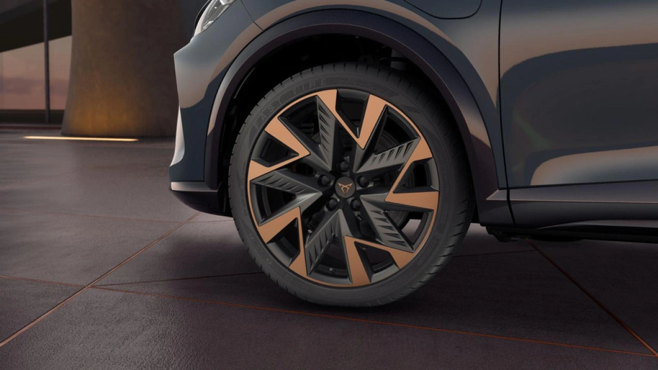 CUPRA Formentor 1.5 TSI e-Hybrid 272 6DSG VZ Performance