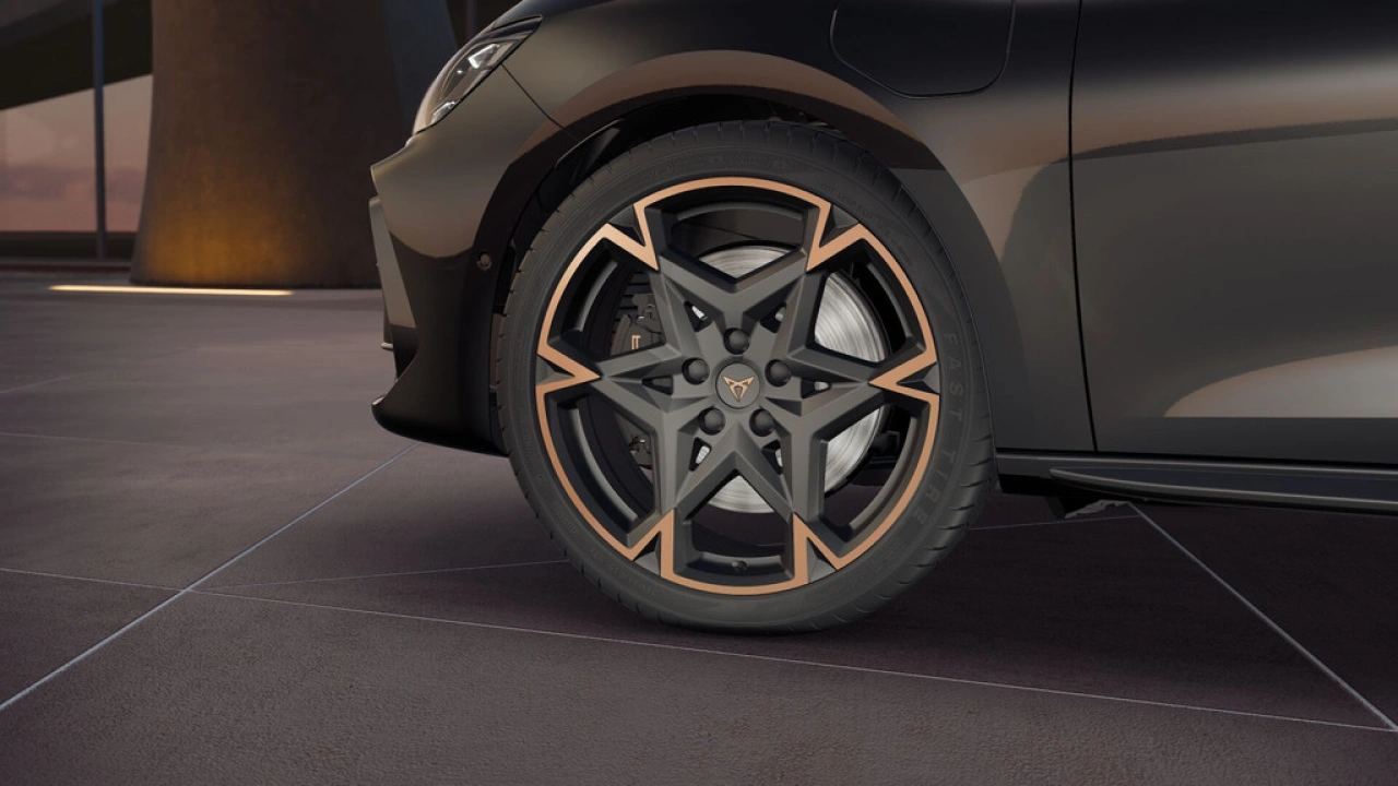 CUPRA Leon Sportstourer 1.5 TSI e-Hybrid 272 6DSG VZ Performance