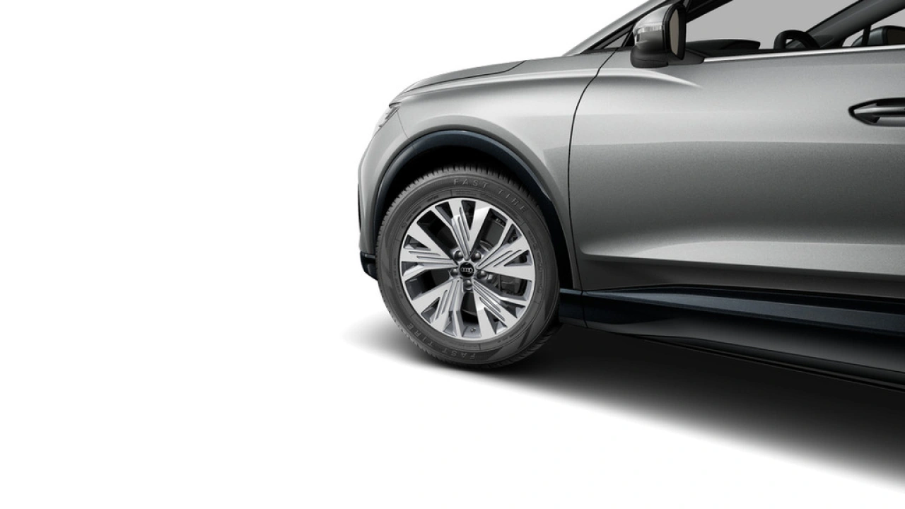 Audi Q4 e-tron Q4 40 e-tron 204 1AT Advanced edition