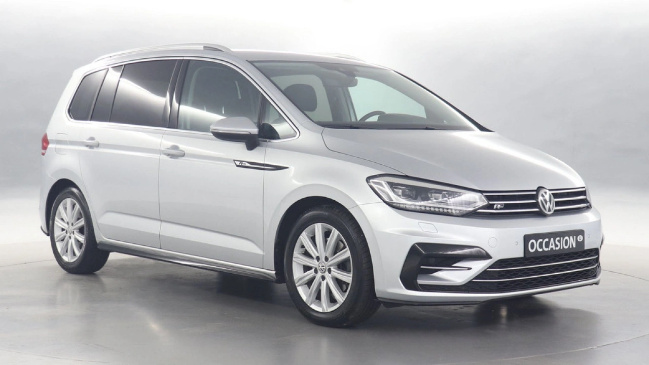Volkswagen Touran 1.4 TSI 150pk Highline Business R / 7 persoons DSG