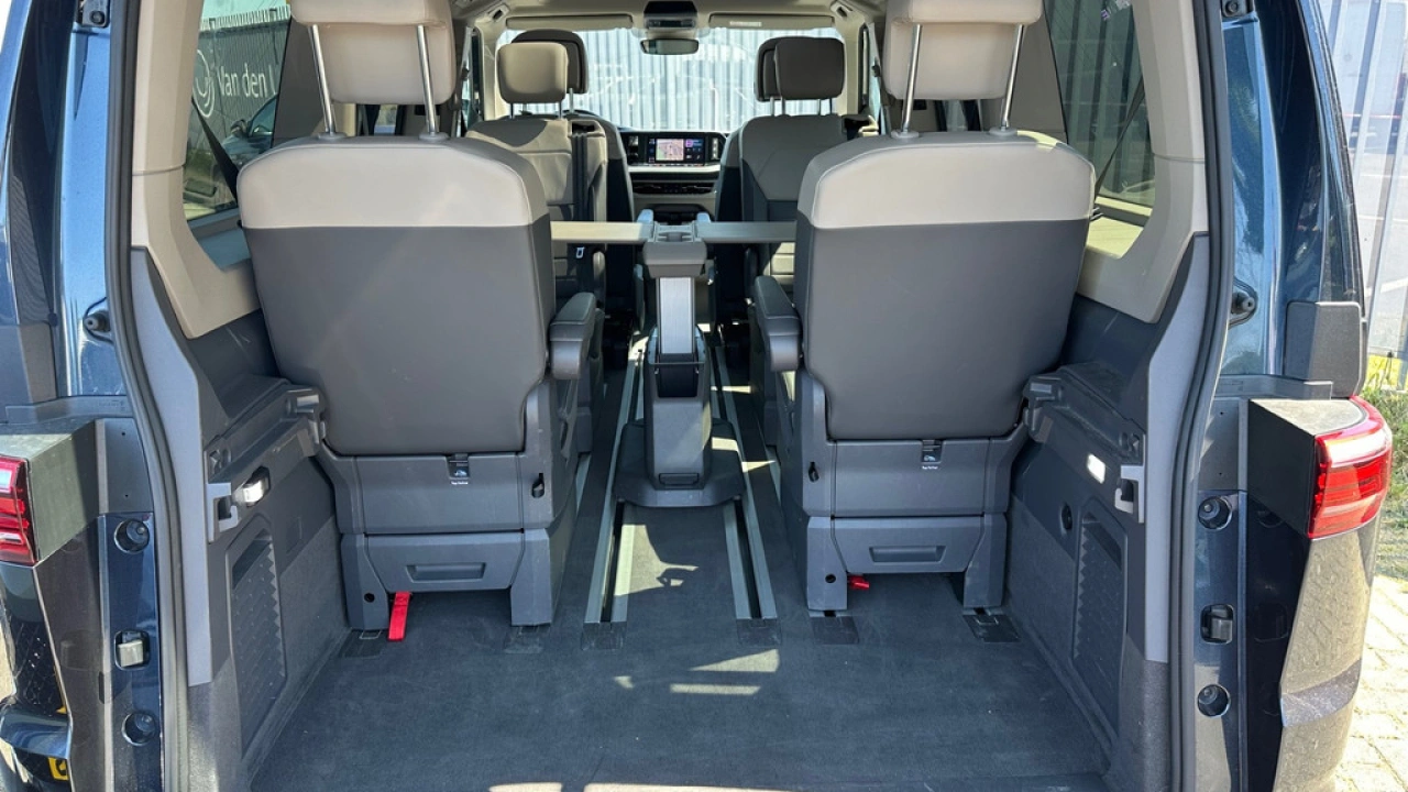 Volkswagen Multivan 1.4 eHybrid 218pk DSG Energetic L2H1 Leder Panoramadak