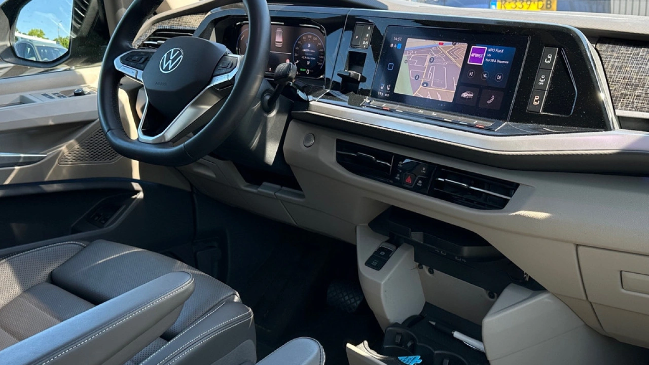 Volkswagen Multivan 1.4 eHybrid 218pk DSG Energetic L2H1 Leder Panoramadak