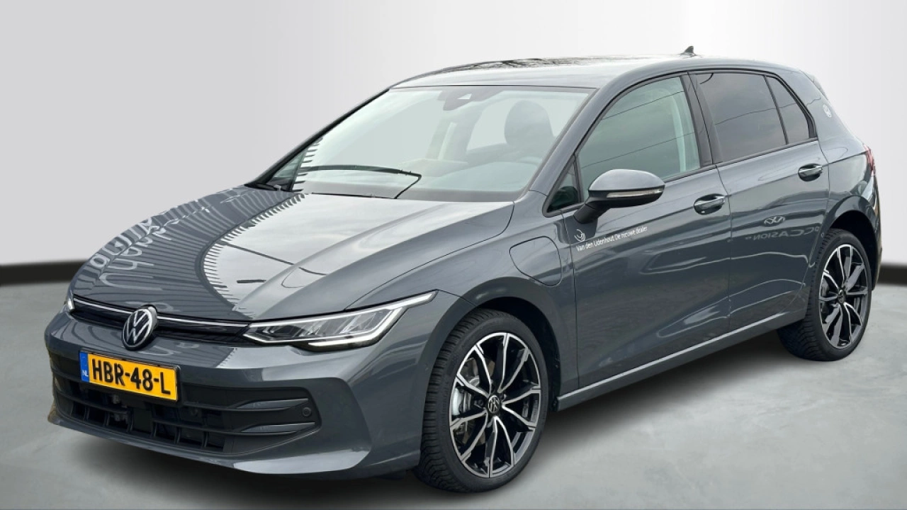 Volkswagen Golf 1.5 eHybrid 204pk DSG Life Edition